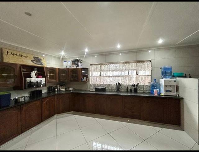 3 BEDROOM HOUSE FOR SALE IN STRUBENVALE